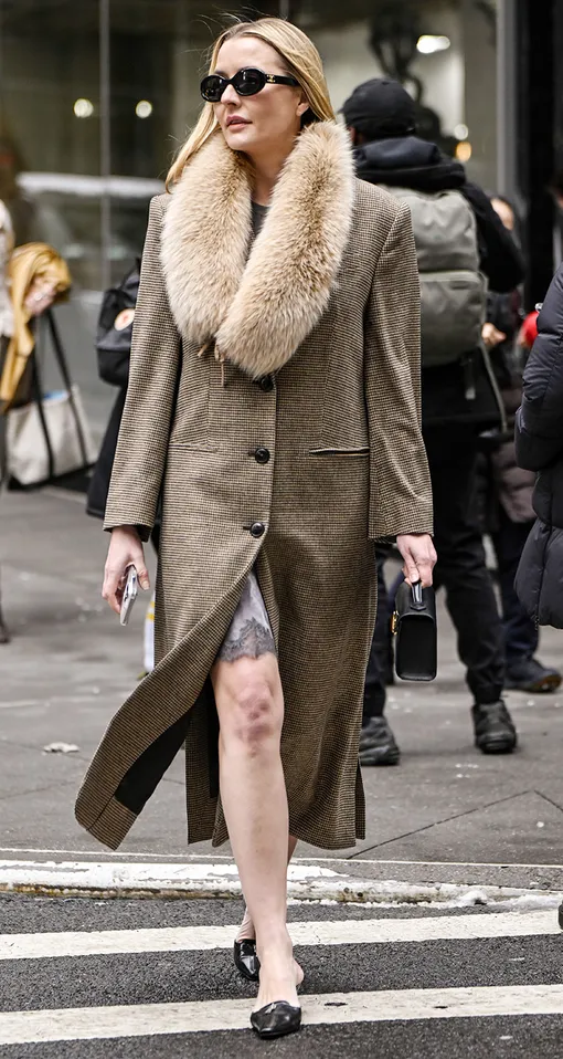 Весной-2026 все девушки будут носить пальто с меховым воротником – как у Кейт Миддлтон