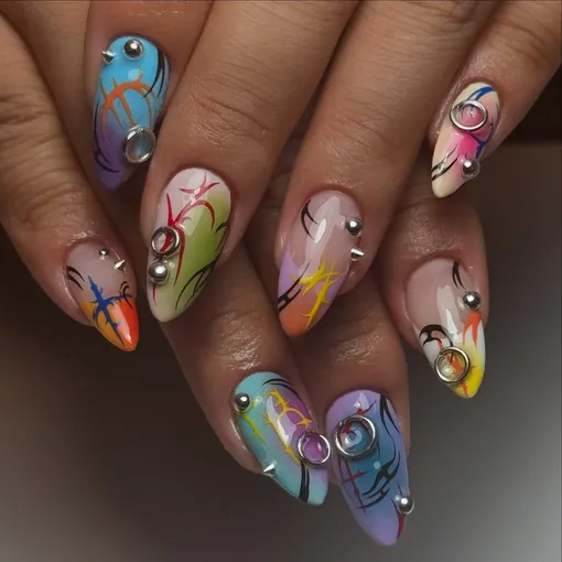 Маникюр с пирсингом: 13 модных вариантов на осень в стиле хэви-метал Маникюр с пирсингом: 13 модных вариантов на осень в стиле хэви-метал