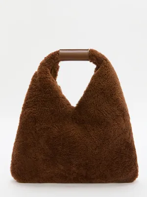 «Морщинистая сумка» – главный тренд зимы-2025/2026 Сумка