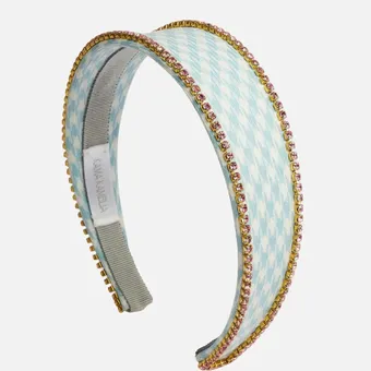 Ставим точку: 6 стильных аксессуаров, которые украсят прическу на Новый год Ставим точку: 6 стильных аксессуаров, которые украсят прическу на Новый год