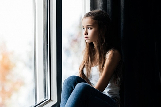 Как защитить подростков от опасных знакомств