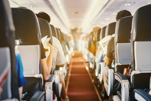 Какие места в самолете самые безопасные: мнение экспертов