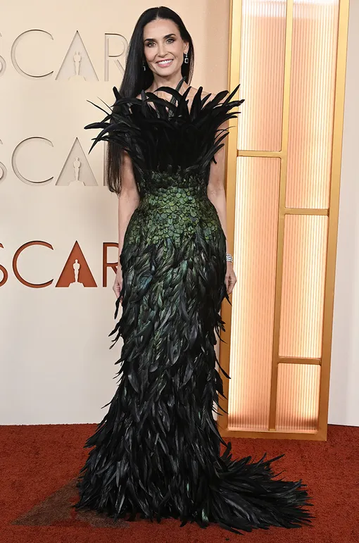 Самые запоминающиеся образы звезд в марте 2026 года