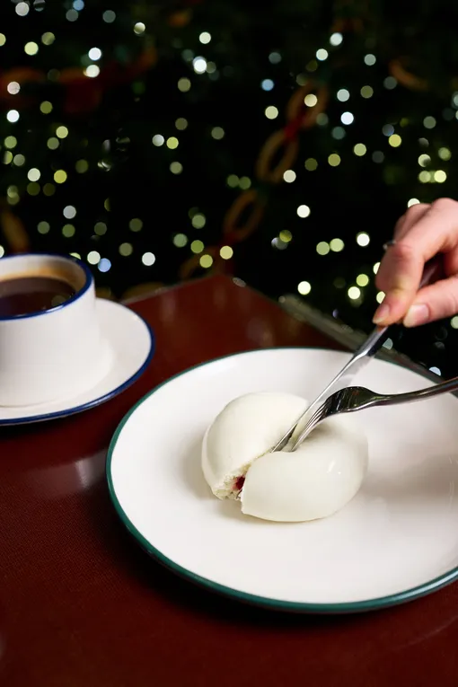 Где вкусно поесть и красиво посидеть в Москве на каникулах: первый гастрономический дайджест нового года