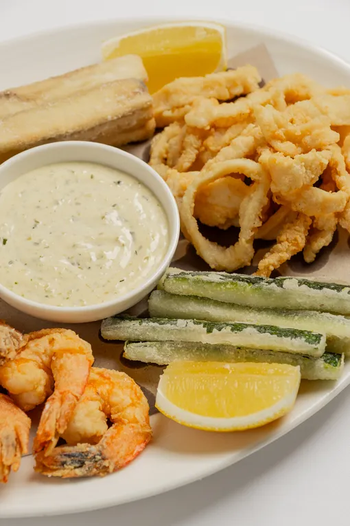 Шеф-повар Кателло Сансоне: «Для меня кухня — это эмоции, которые мы дарим гостям и друг другу в процессе» Гран фритто мисто