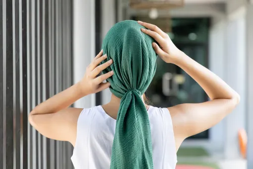 «Врачи уже не говорят о ремиссии — лишь о стабилизации»: как я узнала, что у меня 4 стадия рака, и что происходило потом