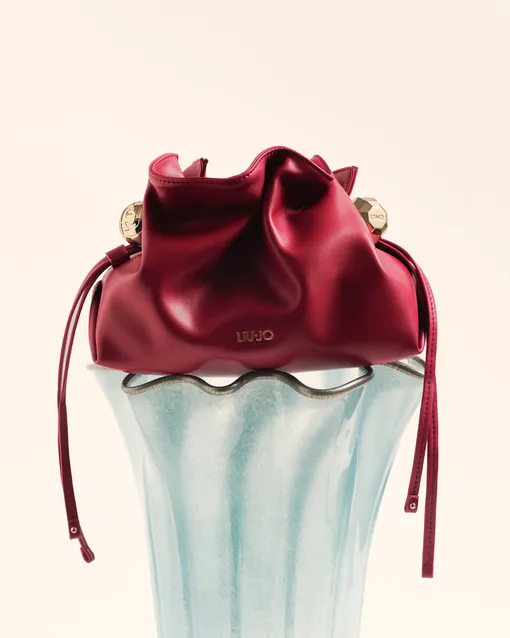 3, 2, 1 – проверяем готовность к Новому году в фэшн-дайджесте