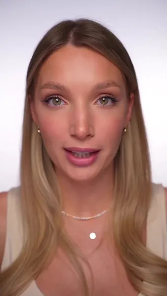 Как красиво накрасить ресницы: одно секретное движение для выразительного взгляда Как красиво накрасить ресницы: одно секретное движение для выразительного взгляда