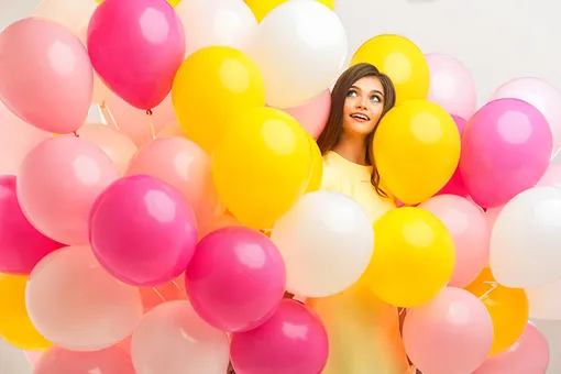 Что может быть лучше, чем теплые и искренние слова в праздничный день?