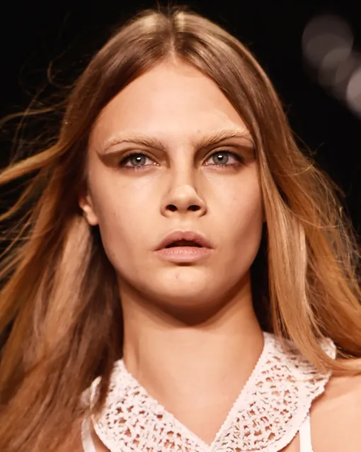 Обесцвеченные брови: кому из звезд идет этот тренд, а кому — нет