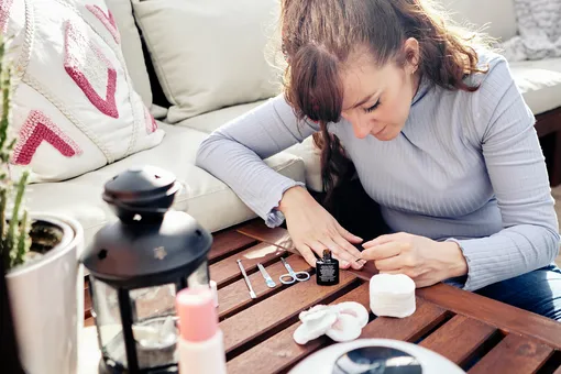 Правильный набор для домашнего маникюра с гелем: как выбрать и что помнить