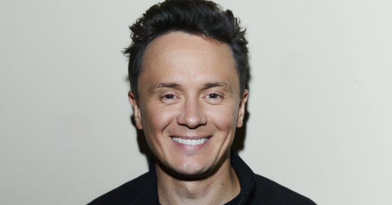 Илья Соболев о съёмках, юморе и счастье