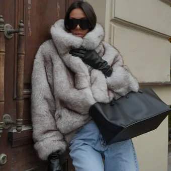 10 модных шуб, как у Ирины Шейк (у нее, кстати, от российского бренда!)