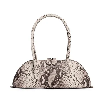 Самый короткий путь к сердцу – сумка с длинной ручкой: 10 моделей, которые стоит купить сейчас