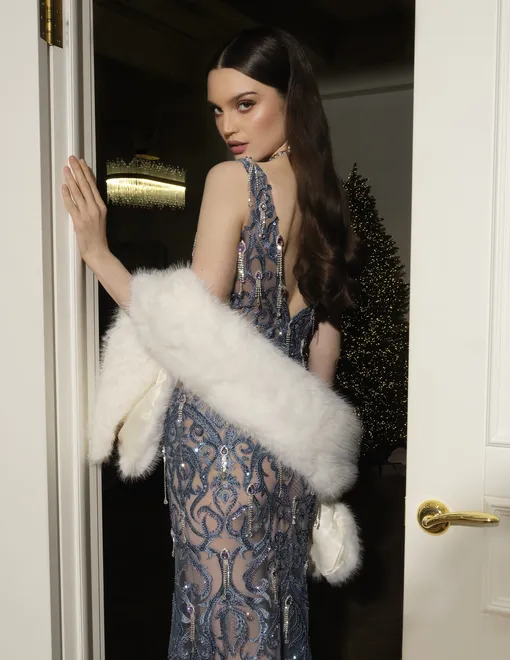 Срочно собираемся на Новый год и выбираем подарки: последний фэшн-дайджест 2025 года Срочно собираемся на Новый год и выбираем подарки: последний фэшн-дайджест 2025 года