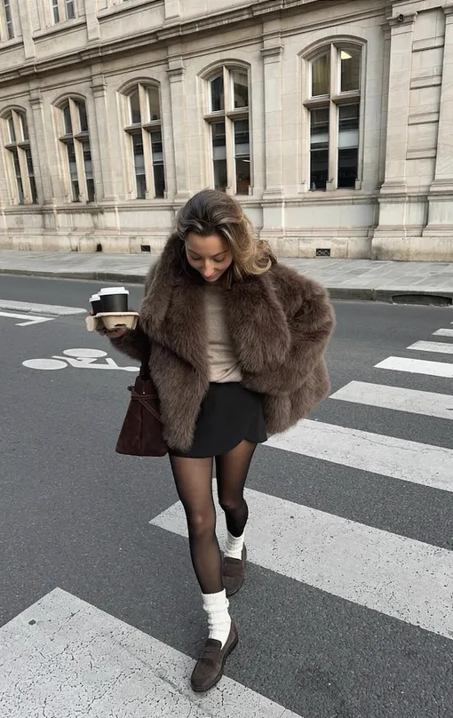 Зимой модные девушки носят именно эти юбки – проверь себя