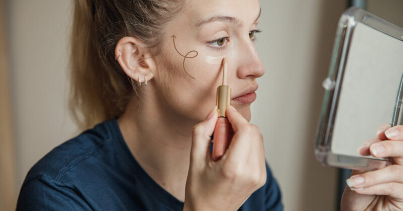 Как сделать лифтинг-макияж консилером: эти 5 точек на лице омолодят тебя на 5 лет Как сделать лифтинг-макияж консилером: эти 5 точек на лице омолодят тебя на 5 лет