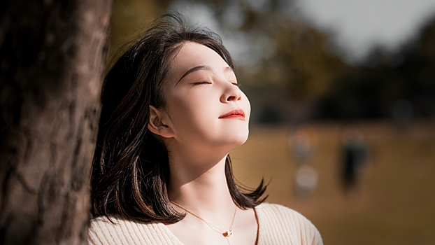 Эксперт объяснил, что отлично помогает в борьбе с осенней хандрой