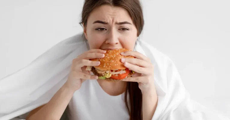 7 приятных способов перестать заедать стресс