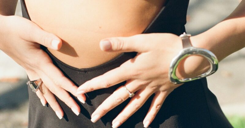 Как уменьшить жир на животе: 5 щадящих способов для зимнего времени