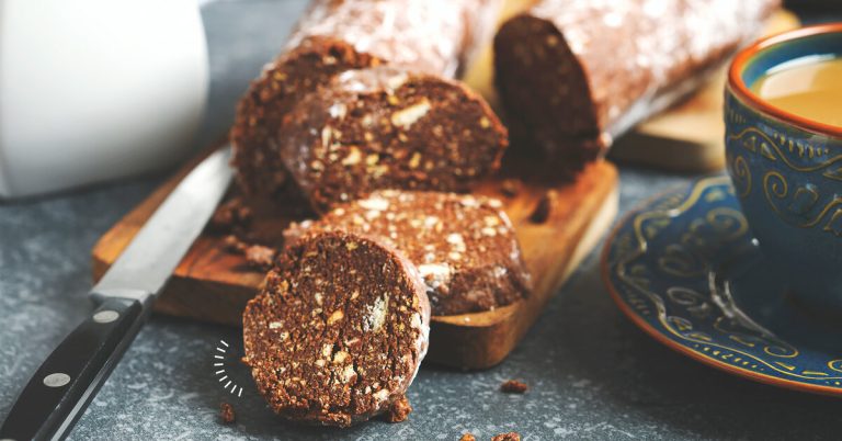 «Шоколадная салями»: рецепт десерта для поднятия настроения