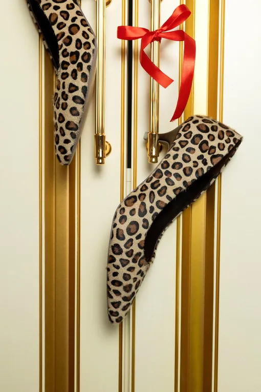 Заверните, пожалуйста, всё: гид вирусным брендам Московской недели моды Заверните, пожалуйста, всё: гид вирусным брендам Московской недели моды